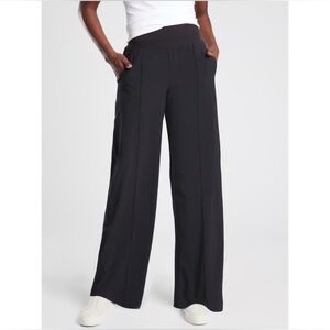 Athleta Black Wide-Leg Nikita Tuxedo Pants Size 12 Tall
